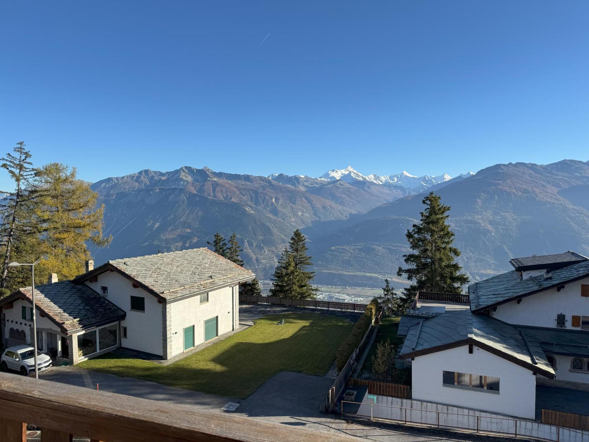 Crans Montana Suites Exterior foto